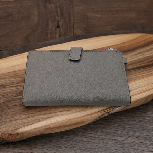 Michael Kors Jet Set Travel Double Zip Phone Wristlet Wallet Gray - Picture 3 of 3